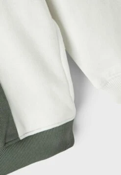 NAME IT Nkmtreni Ls Bru - Sweater - Laurel Wreath -Name It 2667d4acc5d946178b82c4b2492d70ce