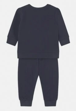 Name It -Name It 2c46728b3a7c44899c19213391910110