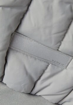NAME IT Nkm Mars Quilt - Winterjas - Sharkskin -Name It 69880f4bfdc54b6c832e522af1d3df5c