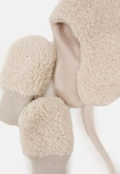 NAME IT Nbnmatuta Unisex Set - Muts - Moonbeam -Name It 7d631ba20acc46fa8f61083aef02a5c6